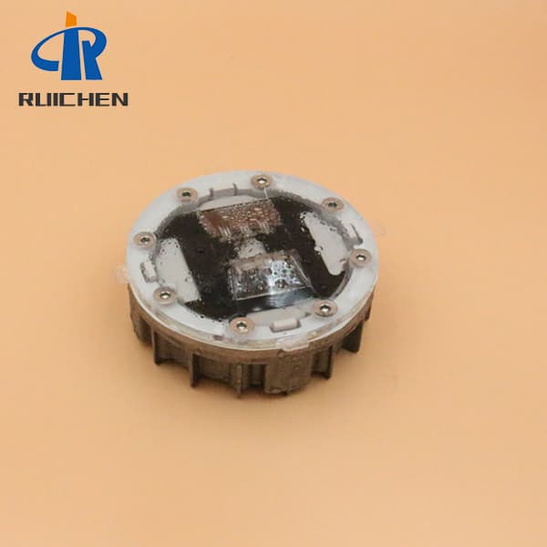 <h3>Solar Cat Eyes With Stem For Park--RUICHEN Solar road studs </h3>
